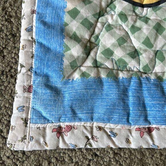 Disney Winnie The Pooh Vintage Baby Quilt Nursery Bedding Piglet Eeyore Handmade - Picture 3 of 11